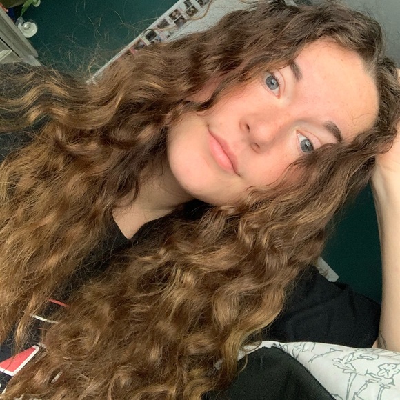 Meet your Posher, Erin - Picture 1 of 1